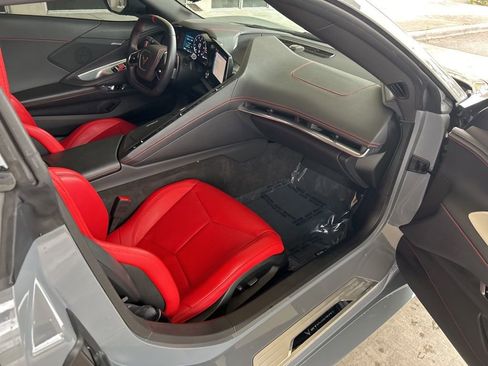 Used 2025 Chevrolet Corvette Stingray w/ Z51 Performance Package image 26