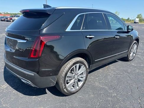 Used 2025 Cadillac XT5 Premium Luxury w/ Technology Package AWD/4WD image 4