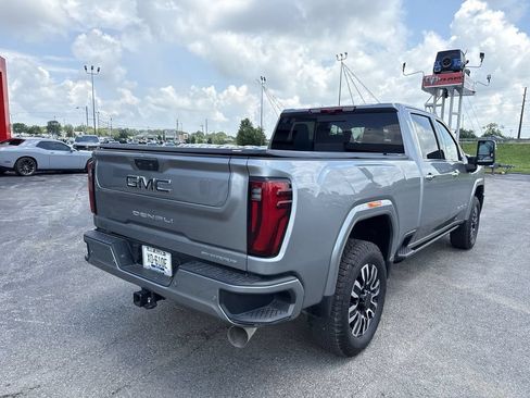 Used 2025 GMC Sierra 2500 Denali Ultimate AWD/4WD image 13