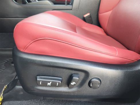 Used 2023 Lexus GX 460 Premium image 23