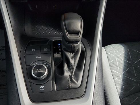 Certified 2024 Toyota RAV4 AWD Hybrid image 40