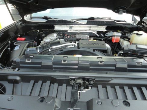 Used 2020 Chevrolet Silverado 2500 LTZ image 25