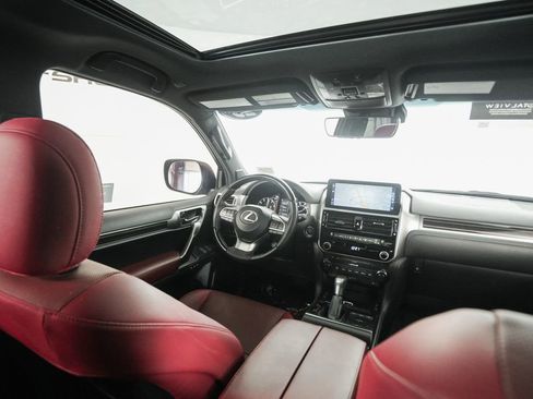 Certified 2023 Lexus GX 460 Premium w/ Premium Plus Package image 16