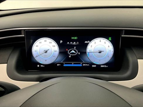 Used 2023 Hyundai Tucson Limited AWD/4WD image 13