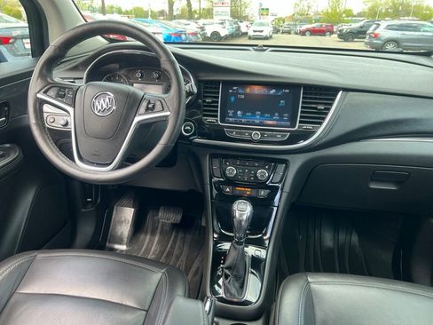 Used 2019 Buick Encore Essence FWD image 16