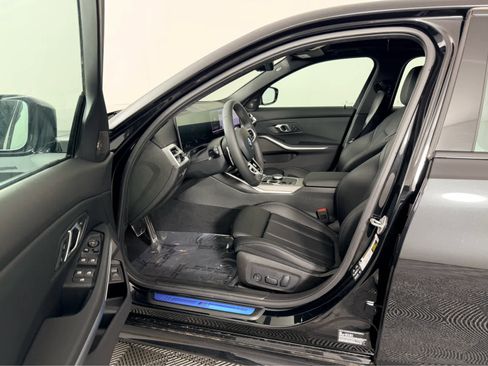 New 2026 BMW 330i xDrive Sedan w/ Convenience Package image 10