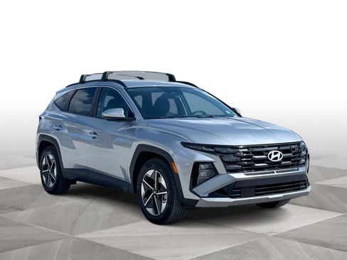 Used 2026 Hyundai Tucson SEL FWD image 2
