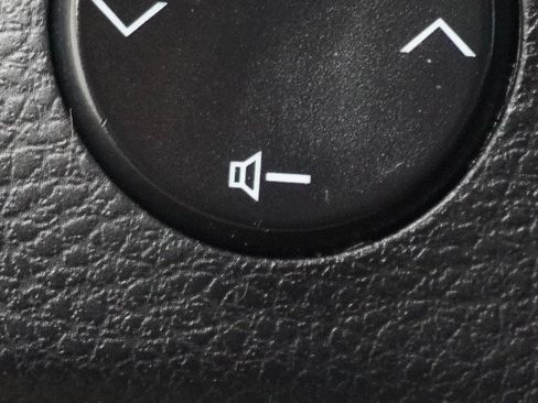 Used 2019 Toyota Corolla LE FWD image 23