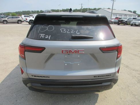 New 2027 GMC Terrain Elevation w/ Elevation Premium Package FWD image 5