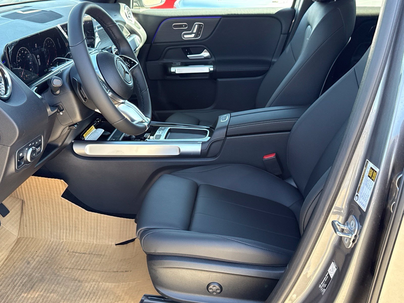 New 2026 Mercedes-Benz GLB 250 4MATIC image 19