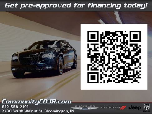 Used 2025 Chrysler Pacifica Limited FWD image 14