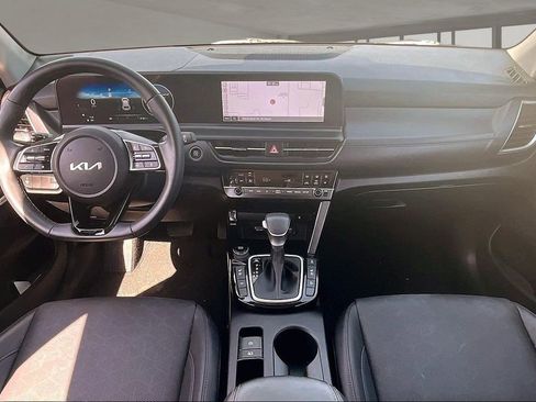 Used 2024 Kia Seltos SX w/ SX Sunroof Package image 7