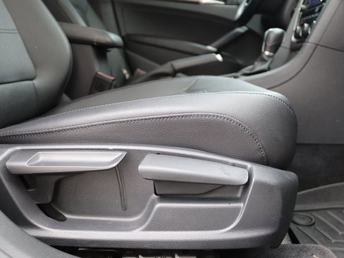 Used 2016 Volkswagen Passat 1.8T SE image 26