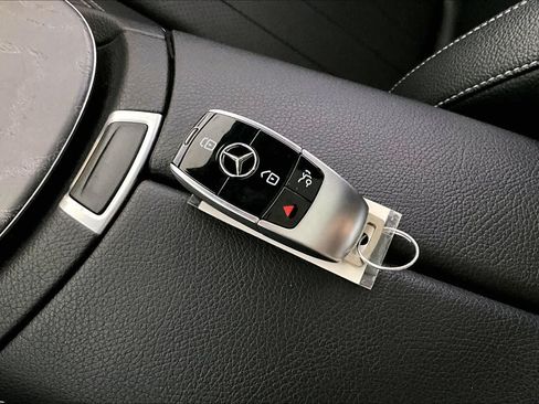 Certified 2021 Mercedes-Benz E 350 4MATIC Sedan image 15
