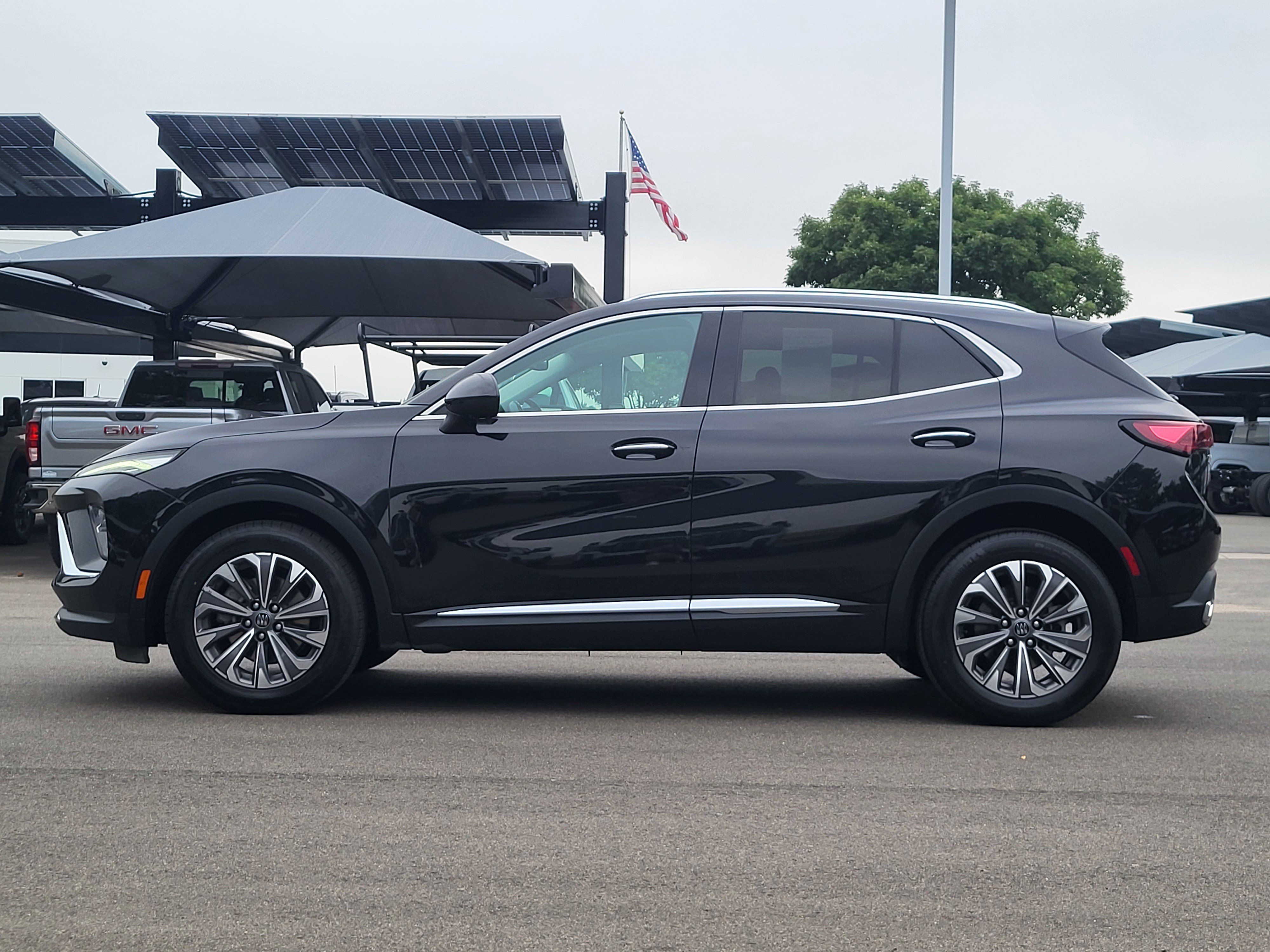 Used 2024 Buick Envision Preferred AWD/4WD image 4