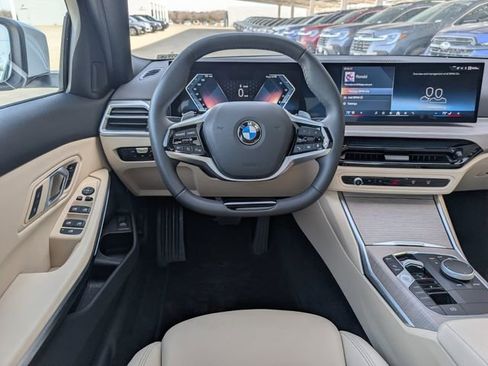 Used 2025 BMW 330i Sedan image 23