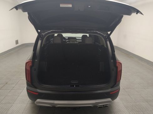 Used 2020 Kia Telluride EX w/ Towing Package AWD/4WD image 29