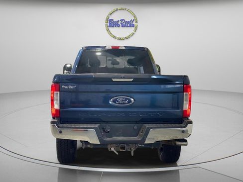 Used 2017 Ford F250 XLT w/ XLT Premium Package AWD/4WD image 4