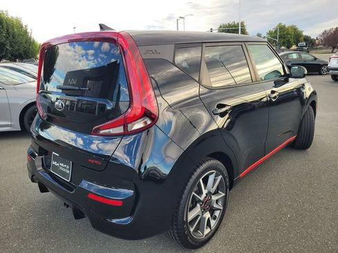 Used 2021 Kia Soul GT-Line FWD image 4