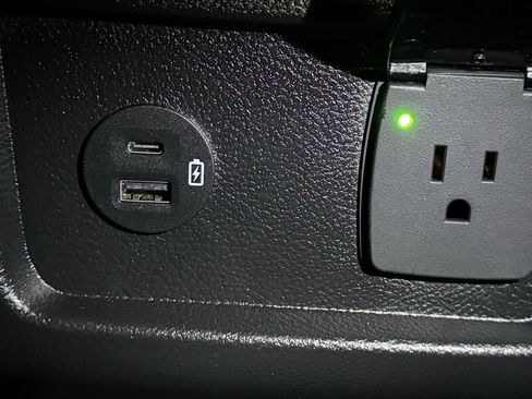 Used 2022 Ford Edge SEL w/ Convenience Package image 77