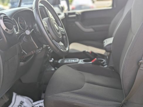 Used 2015 Jeep Wrangler Unlimited Sport w/ Quick Order Package 24S image 23