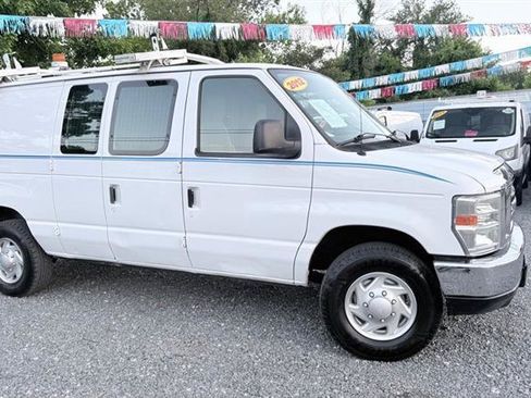Used 2012 Ford E-250 and Econoline 250 w/ Commercial Cargo Van Pkg RWD image 8