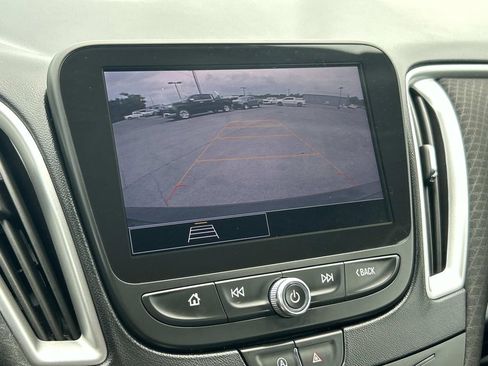 Used 2022 Chevrolet Malibu LS w/ Driver Confidence Package II FWD image 24