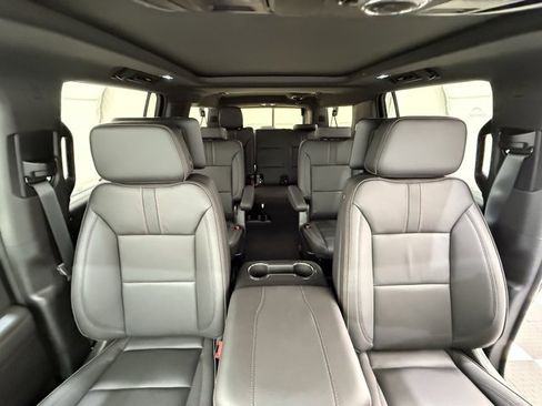 New 2025 Chevrolet Suburban RST w/ RST Capability Package image 32