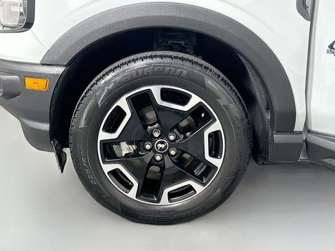 Used 2023 Ford Bronco Sport Outer Banks w/ Tech Package AWD/4WD image 32