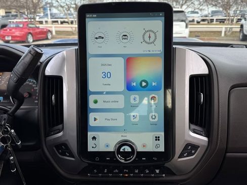 Used 2017 GMC Sierra 2500 Denali w/ Duramax Plus Package image 14