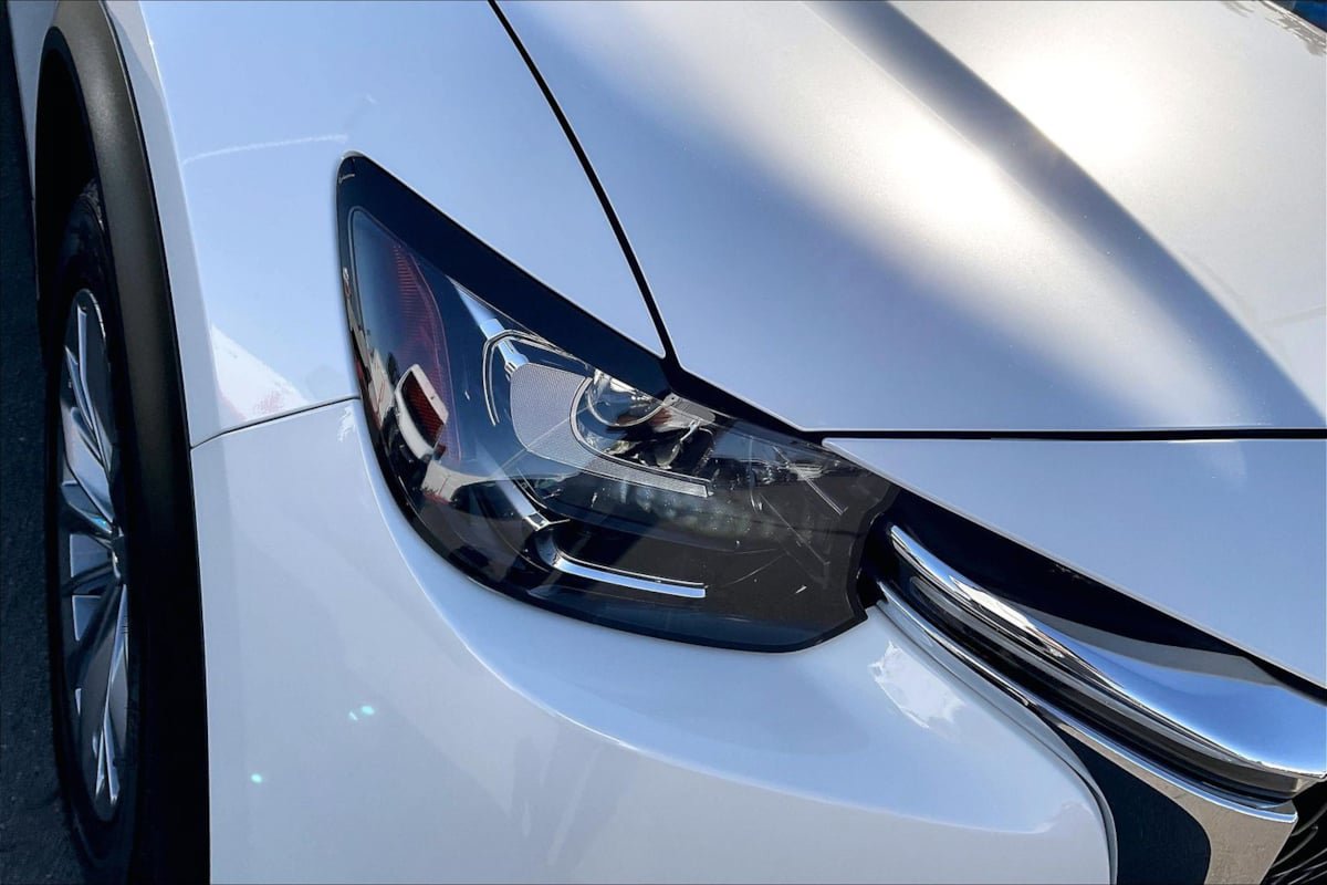 Used 2024 MAZDA CX-90 Plug-In Hybrid w/ Preferred AWD/4WD image 26
