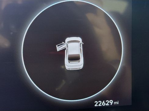 Used 2023 Hyundai Ioniq 6 SEL image 16