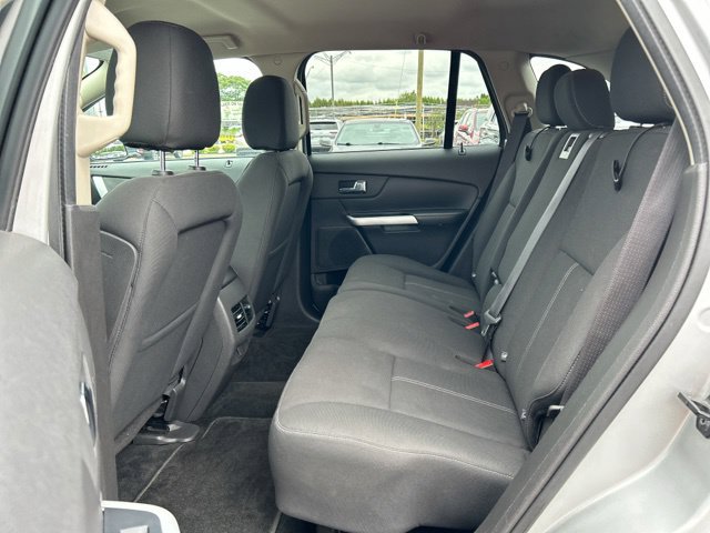 Used 2013 Ford Edge SE FWD image 17