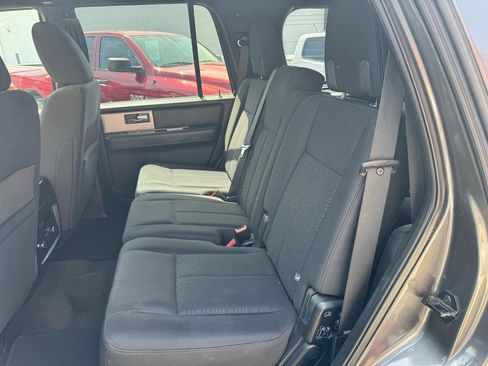 Used 2017 Ford Expedition XLT AWD/4WD image 15