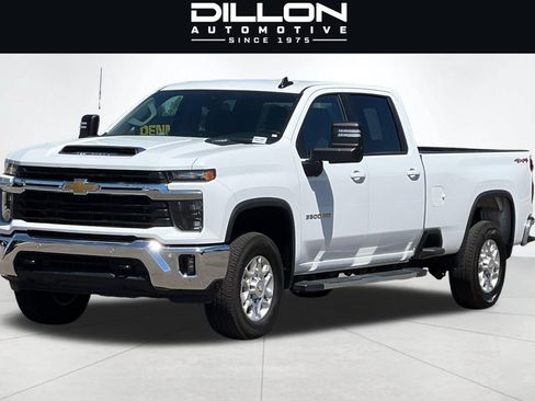 Used 2025 Chevrolet Silverado 3500 LT w/ Safety Package AWD/4WD image 8