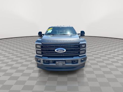 Used 2026 Ford F250 Platinum AWD/4WD image 5