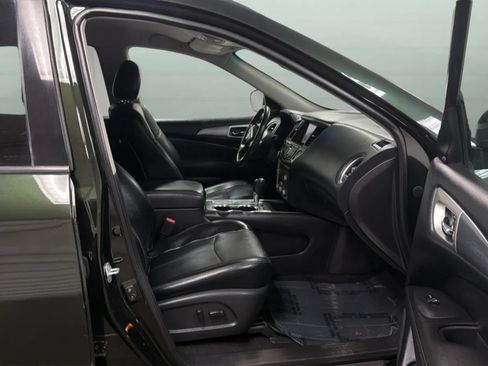 Used 2020 Nissan Pathfinder SL FWD image 22