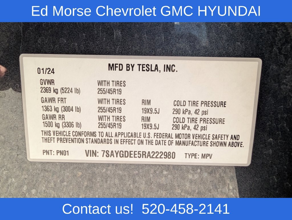 Used 2024 Tesla Model Y Long Range AWD/4WD image 23