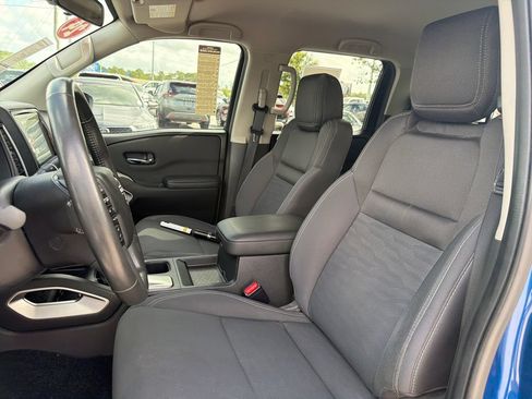 Certified 2024 Nissan Frontier SV w/ SV Convenience Package RWD image 15