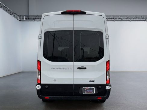 Used 2023 Ford Transit 350 XL image 5