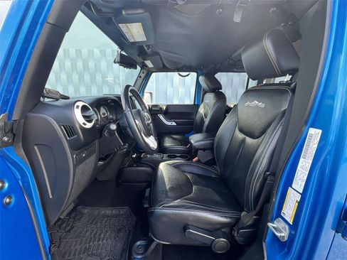 Used 2014 Jeep Wrangler Polar Edition image 11