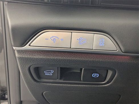 Used 2025 Genesis GV80 2.5T Standard image 15