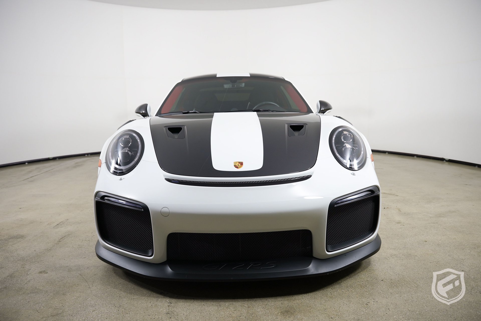 Used 2018 Porsche 911 GT2 RS RWD image 3