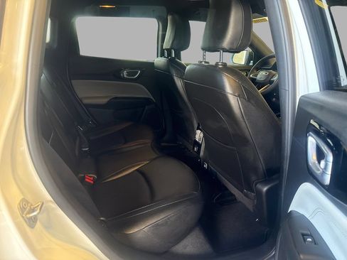 Used 2025 Jeep Compass Limited AWD/4WD image 11