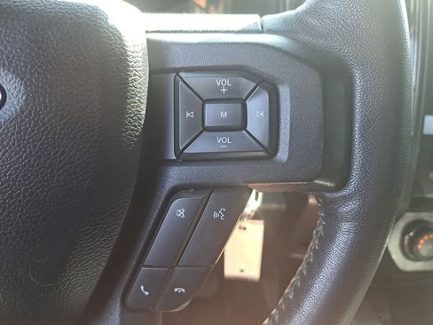 Used 2019 Ford F150 XLT w/ Equipment Group 302A Luxury AWD/4WD image 24