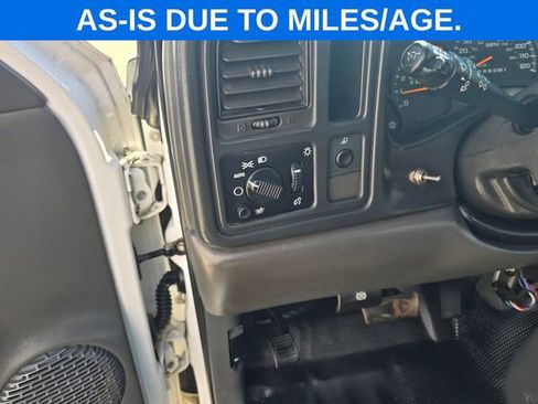 Used 2006 Chevrolet Silverado 2500 W/T AWD/4WD image 25