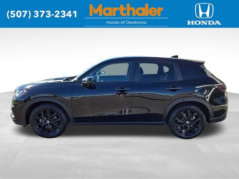 Used 2025 Honda HR-V Sport image 2