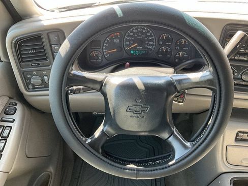 Used 2002 Chevrolet Silverado 2500 LT w/ Off-Road Skid Plate Pkg AWD/4WD image 29