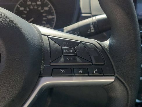 Used 2025 Nissan Altima 2.5 SV FWD image 23