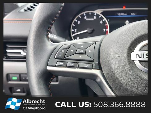 Used 2022 Nissan Sentra SR w/ SR Premium Package FWD image 28